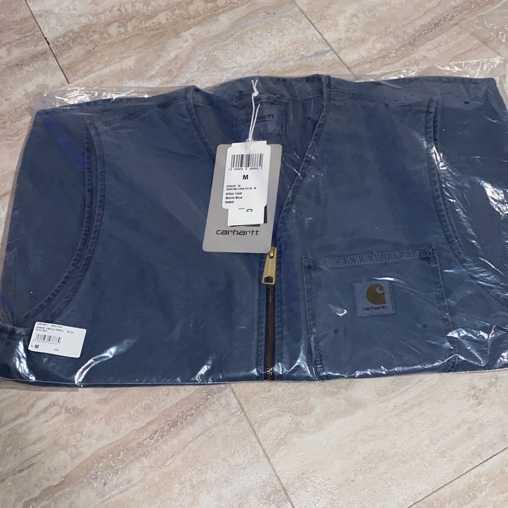 NWT Carharrt Mens Arbor Vest Medium blue